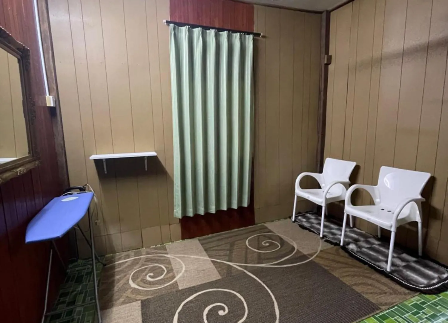 Homestay Rumah Kayu Kota Tinggi جوهر بهرو